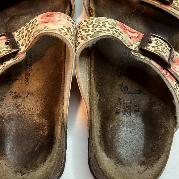 Birki’s by Birkenstock Cheetah Pink Rose Design Two Strap Slide Sandals Sz 36 - Picture 7 of 8